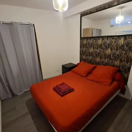 Апартаменты Charming 3 Bedrooms With Terrace - Dodo Et Tartine